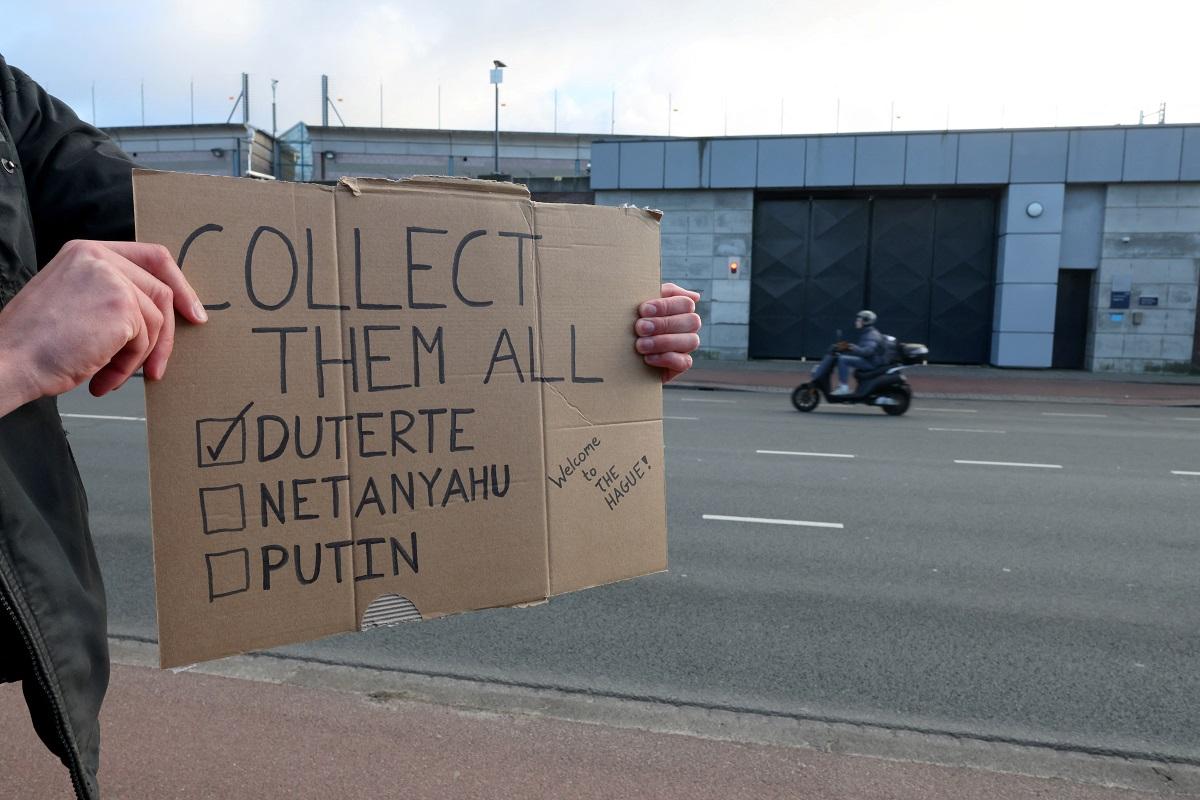 ‘Collect them all’ says sign after Duterte arrest | Photos | GMA News ...