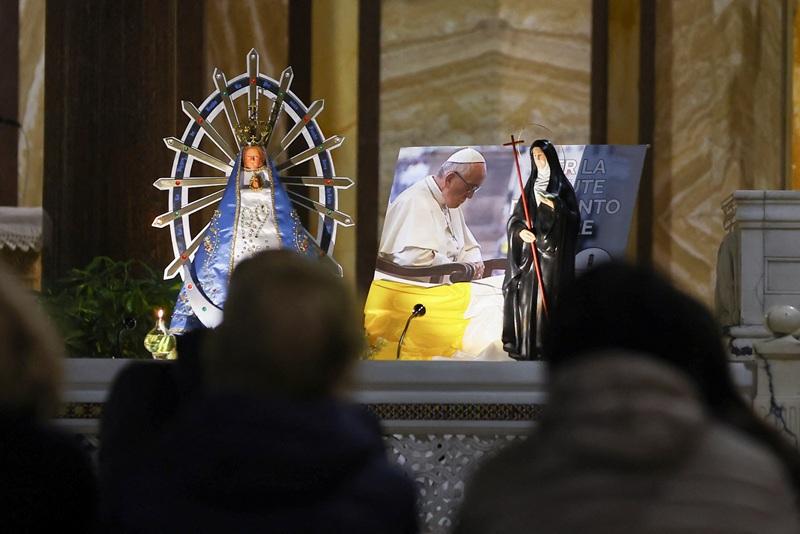 Pope's 'quiet night' after month in hospital
