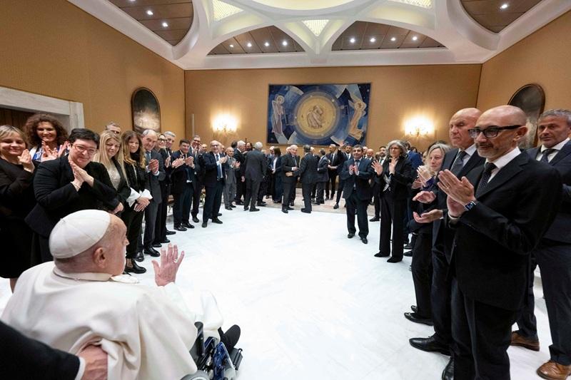 Pope Francis thanks doctors who saved his life in meeting at Vatican