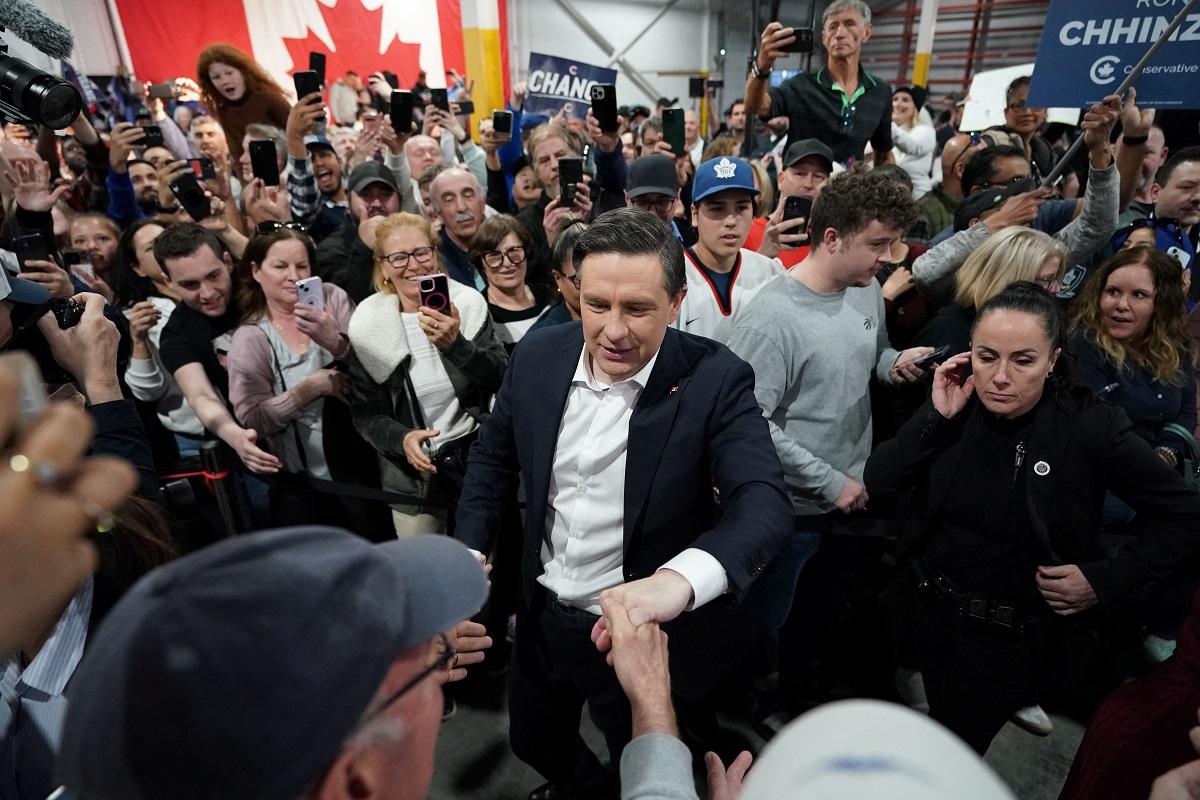 Canadian candidates make final pitches under shadow of Vancouver tragedy