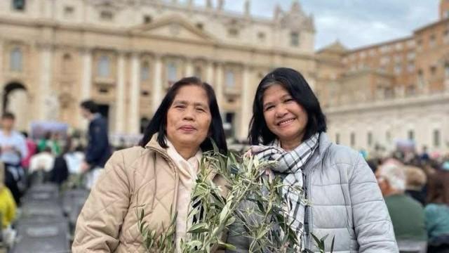 Filipino migrants in Italy, such as Veneracion Villarba (left), visit the St. Peter's Square on Palm Sunday to attend the Mass and the blessing of palm fronds, known is Filipino as palaspas. PIA GONZALES-ABUCAY