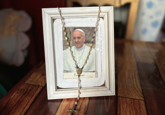 â€œGusto ko siyang pasalamatan. Hindi niya alam, binuhay niya ako ulit,â€ Jenita said. (Photo by Sherylin Untalan)