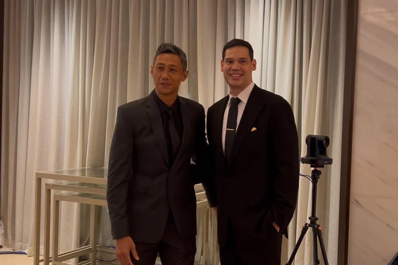 Danny Ildefonso and Danny Seigle reunite at PBA Greatest Players induction
