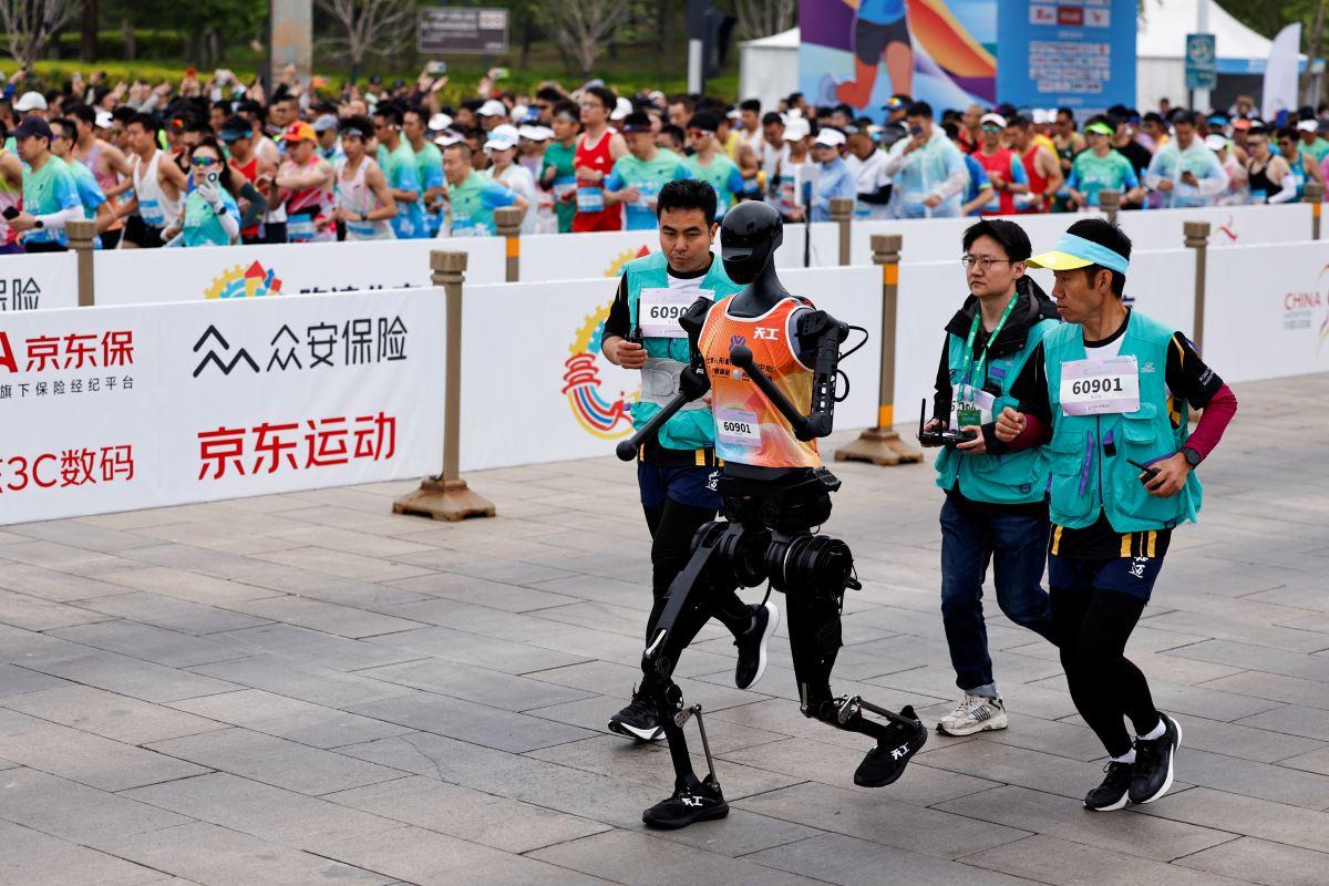 Humanoid robot seen at half marathon in Beijing