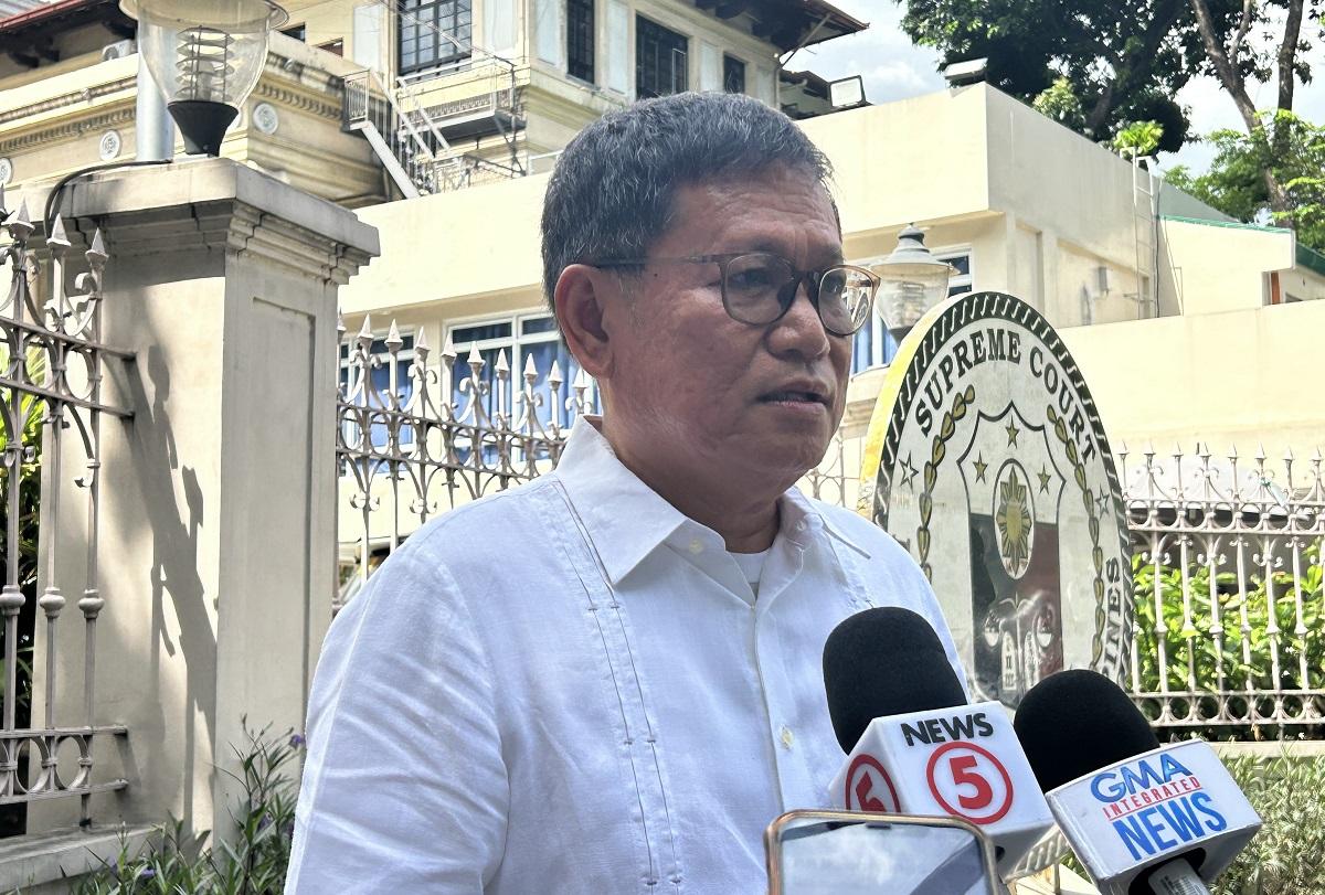 Lawyers question NAIA concession agreement before SC