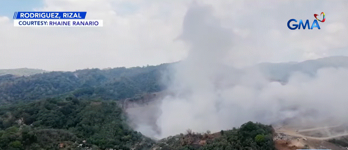 Fire hits landfill in Rizal, smoke reaches QC | GMA News Online