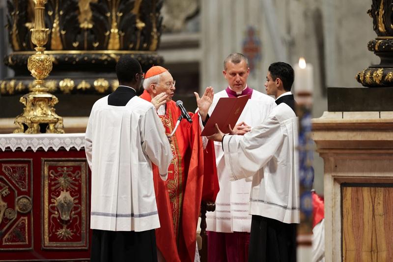 Next pope faces 'difficult, complex' point in history, cardinals told