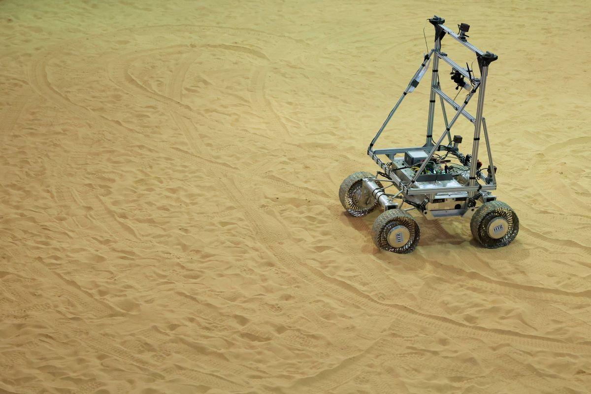 GPS on the moon: Spanish firm launches lunar navigation system