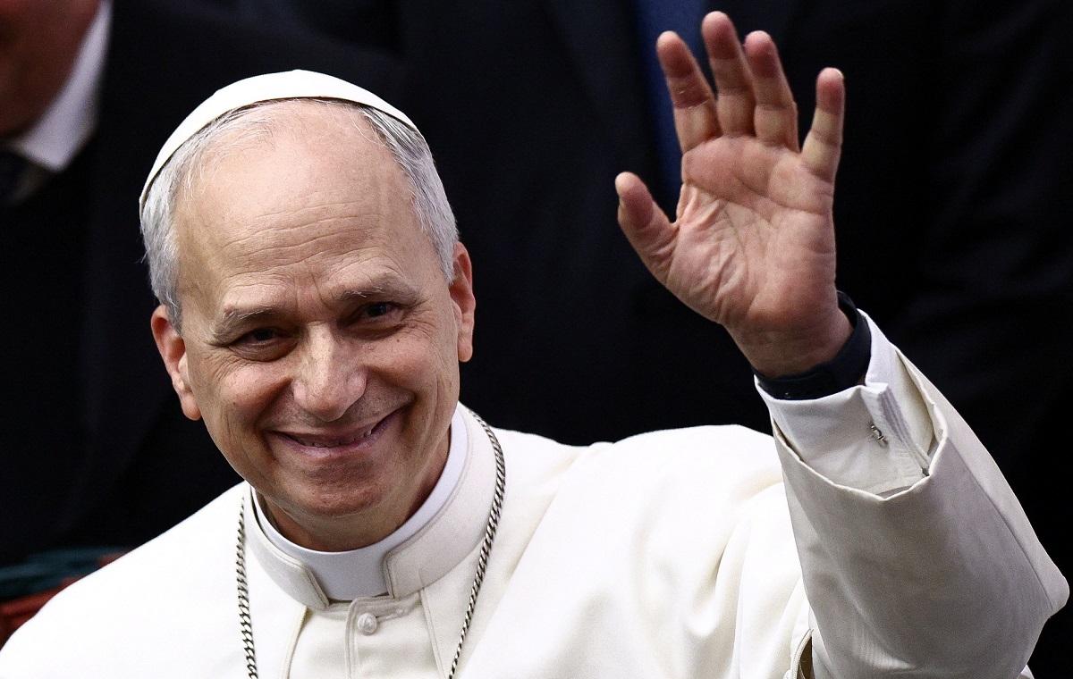Zelenskiy invites Pope Leo XIV to Ukraine during first phone call