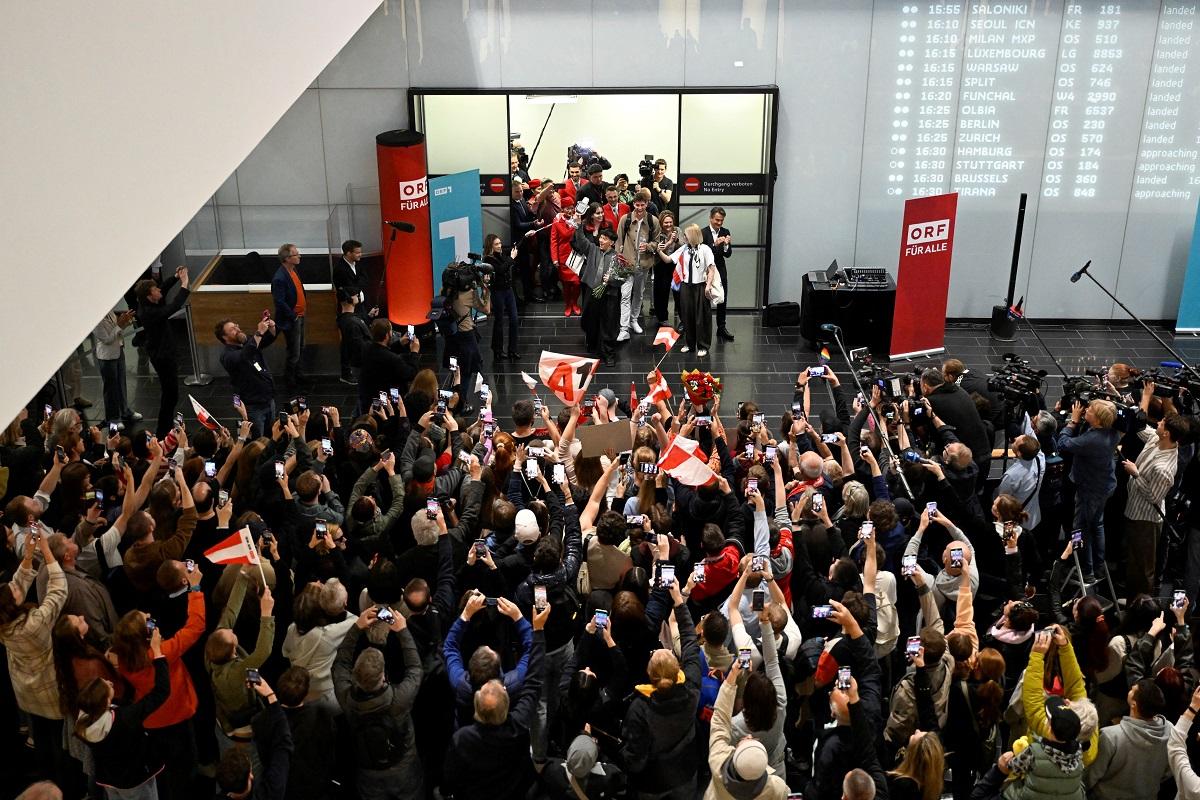 Fil-Austrian Eurovision winner receives hero’s welcome in Vienna