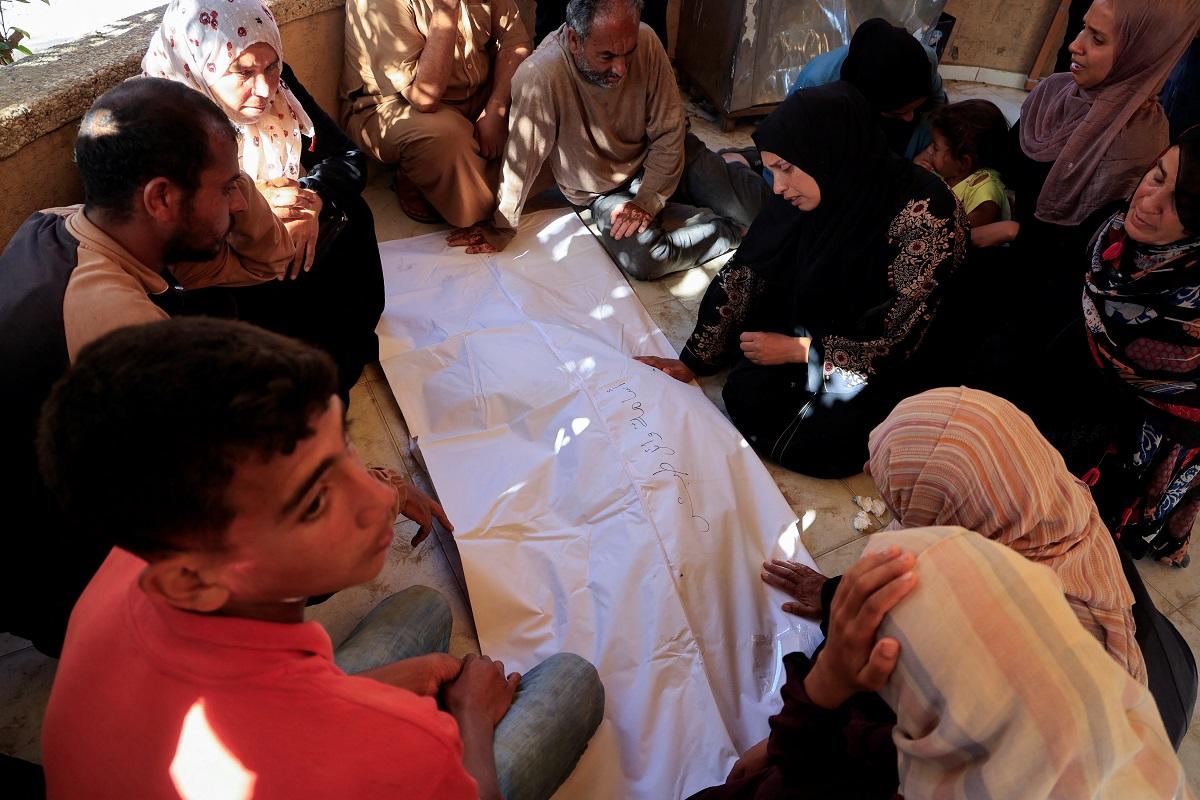 Israeli strikes kill 30 in Gaza, including rescue official and journalist