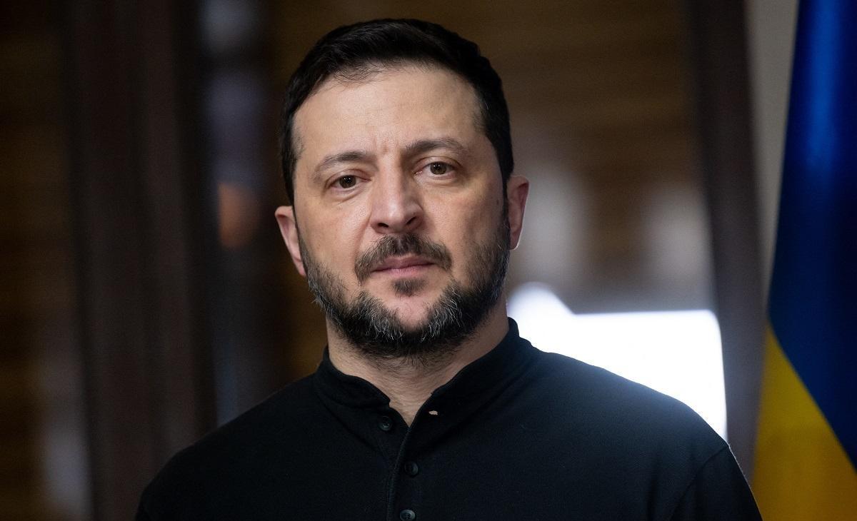 Zelenskiy says he will meet Putin after Trump tells him not to await truce