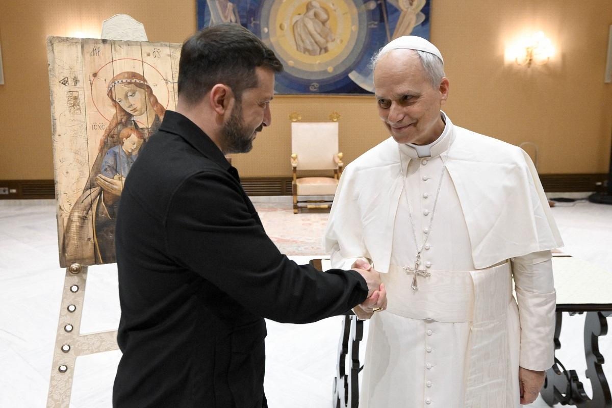 Pope Leo meets Zelenskiy, recalls ‘martyred Ukraine’