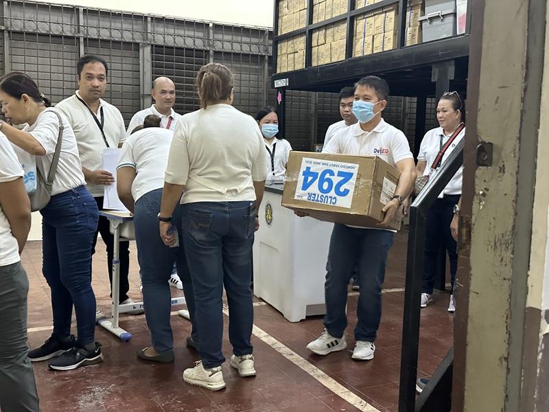 DBM approves additional P1,000 pay for poll workers