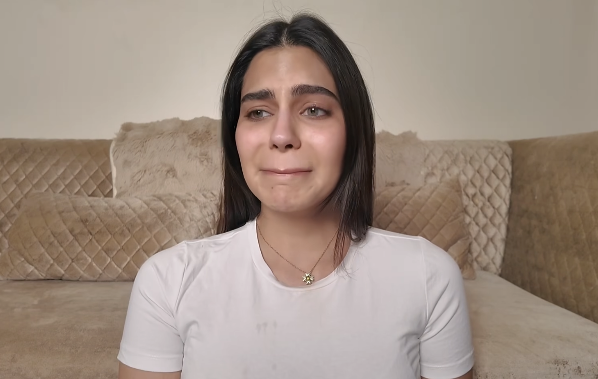 Ex-Miss Grand International Rachel Gupta turns emotional as she explains resignation Ex-Miss Grand International Rachel Gupta turns emotional as she explains resignation