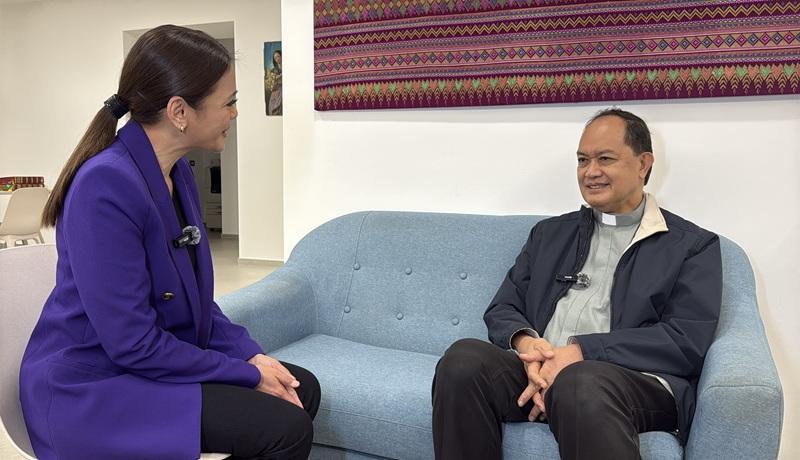 Cardinal David recalls Pope Francis’ lesson on 'divine humor'