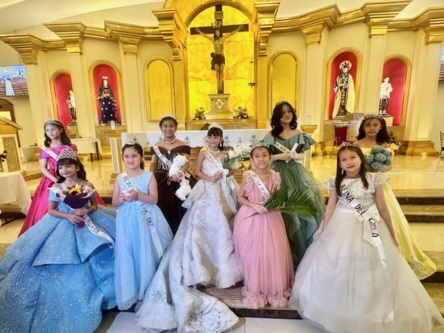 Children"s Flores de Mayo, idinaos sa isang mall sa QC