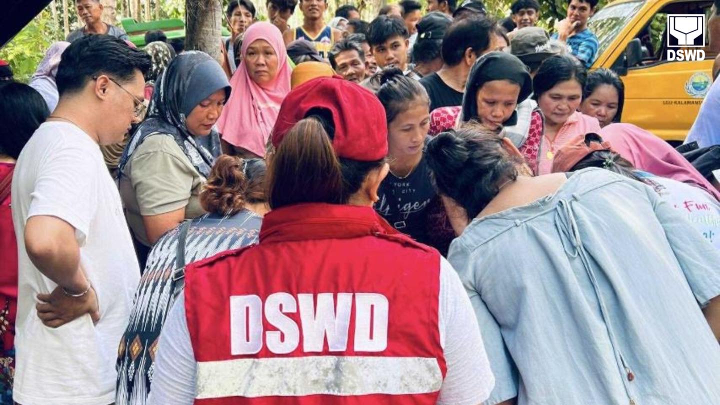 DSWD distributes P4-M humanitarian aid to flood-hit areas in Mindanao