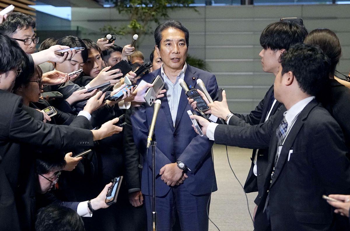 Japanese farm minister resigns following gaffe over rice