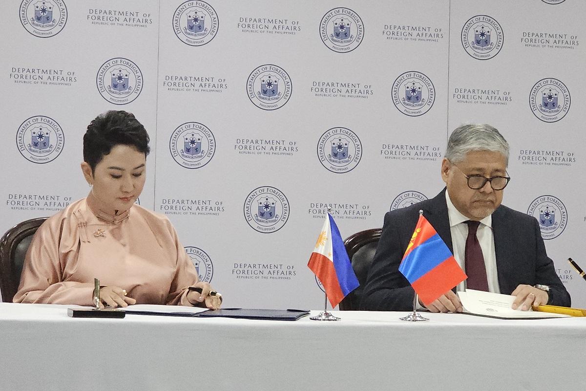 PH, Mongolia agree on English language training, eye agri deal