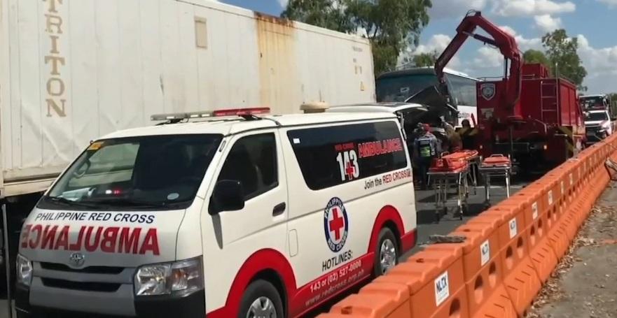 Relative of 2-year-old survivor of SCTEX crash arrives at hospital