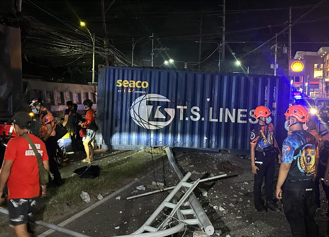 2 dead as truck plows into vehicles in Batasan-San Mateo Road