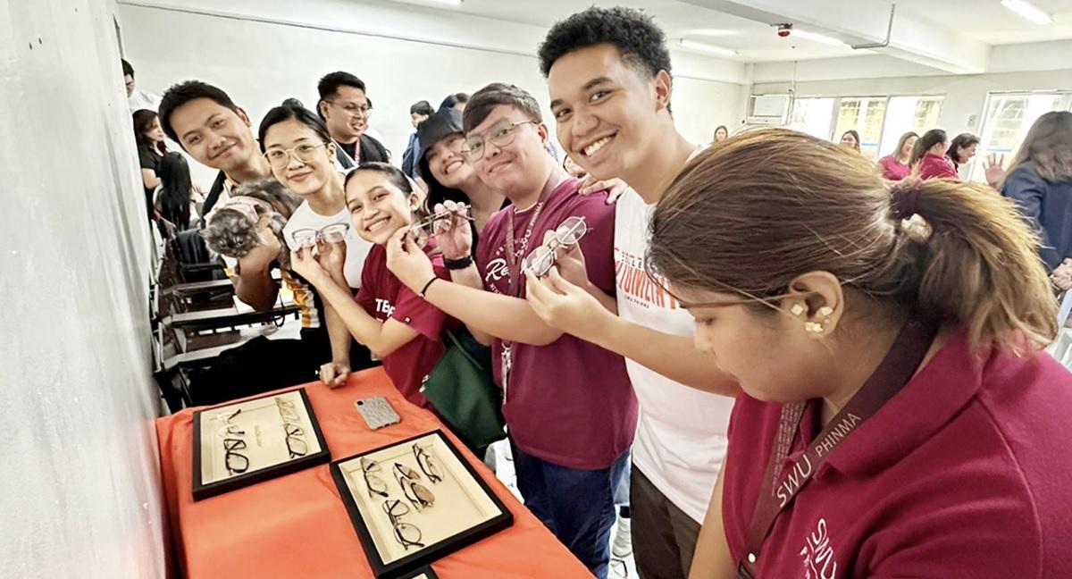 Vision Express partners with 3 universities to train, develop optometry students