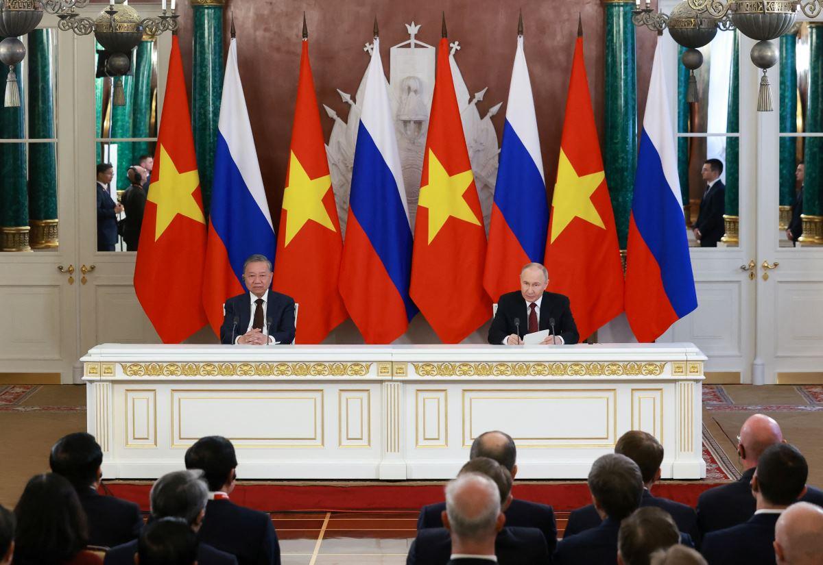 Vietnam, Russia agree to quickly sign nuclear power plant deal