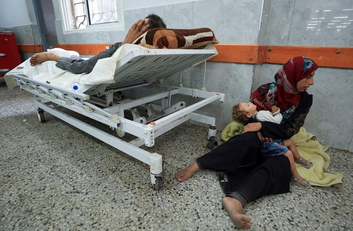 Israeli fire kills 41 in Gaza, many near an aid site, medics say