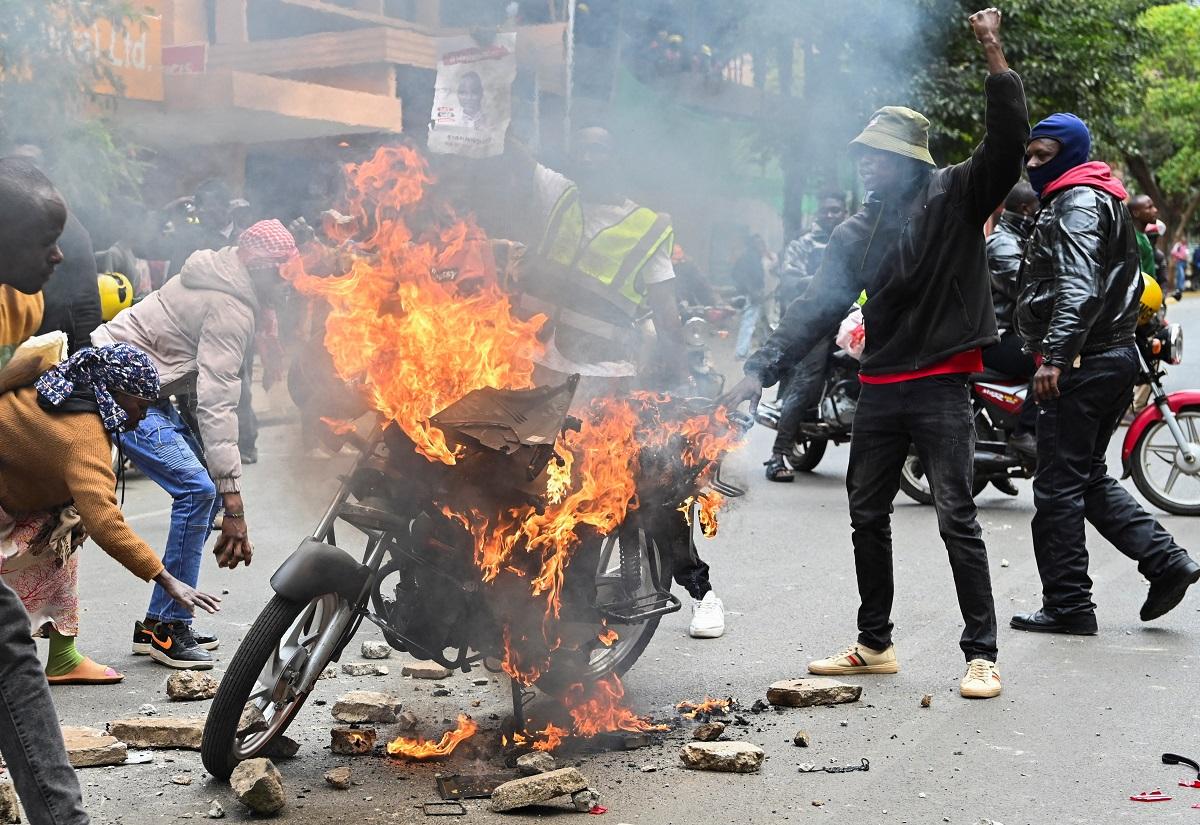 One dead in Kenyan protests over death of blogger in custody