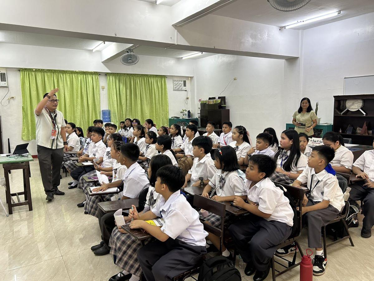 Angara eyes public-private partnership to fast-track building 105,000 classrooms