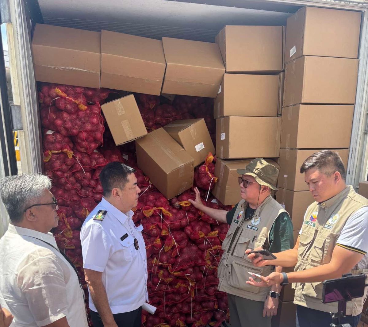DA, BOC intercept 25 MT of smuggled red onions in Misamis Oriental