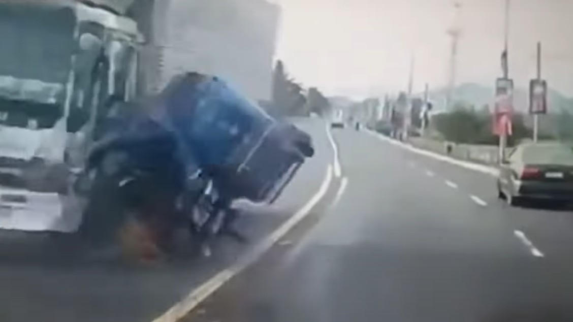 One dead, 2 hurt after tricycle collides with wing van in Albay