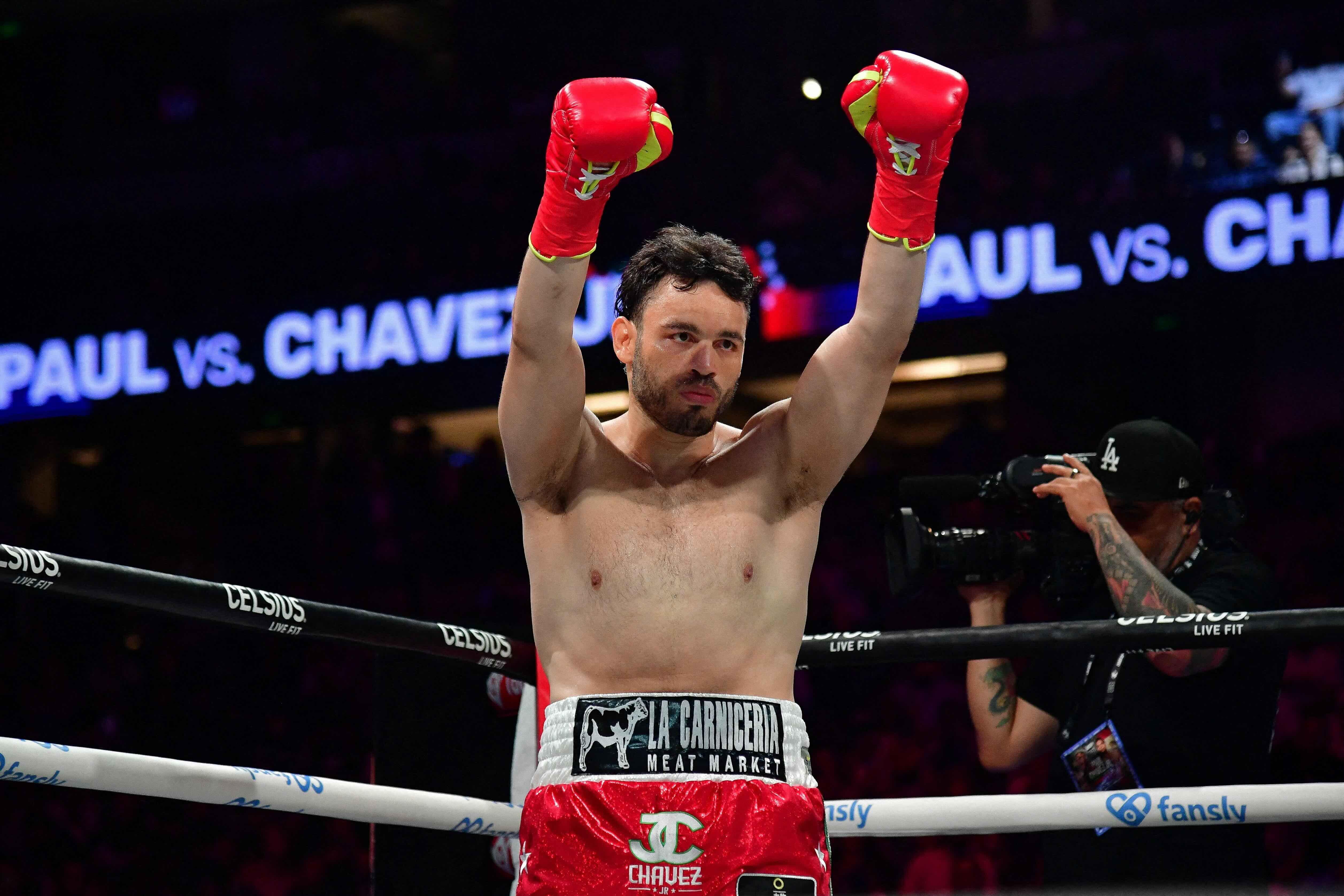 Chavez Jr. expected to be deported to Mexico to serve sentence, Mexican president says