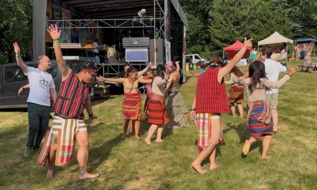 Igorots in Czech Republic lead a dance workshop for Czechs at the Eastern Tunes Festival, teaching several Czechs the pinesbekan step. The workshop participants also learned the other steps of the bendian dance, as well as their history and traditional significance. ANDY PEÃAFUERTE III