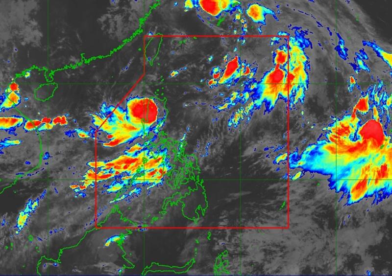 Emong accelerates, about to make second landfall; two areas under Signal No. 4