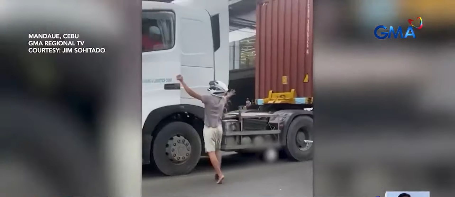 Babaeng angkas ng motorsiklo, patay matapos pumailalim sa nakasaging truck