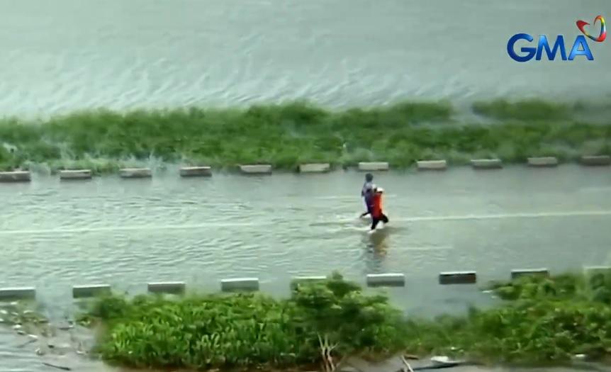 PLDT, Smart provide free calls, texts, data for storm-hit customers