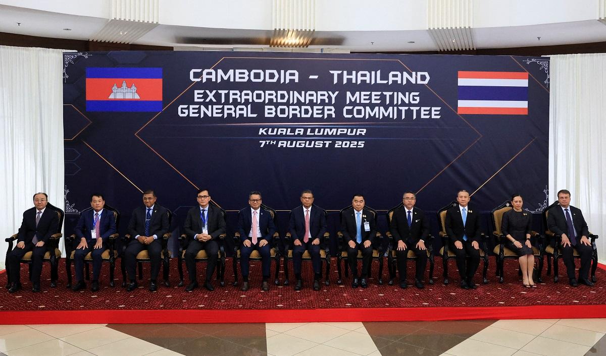 Cambodia and Thailand agree to ASEAN observers to ensure ceasefire holds  