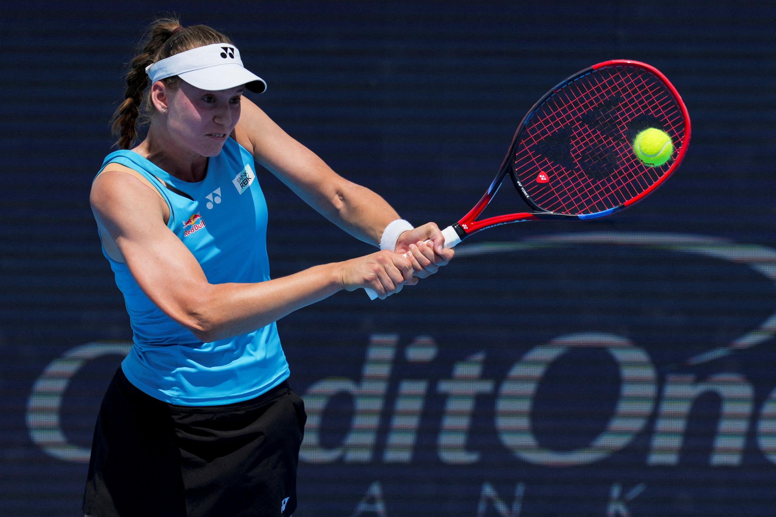 Elena Rybakina routs Aryna Sabalenka, reaches Cincinnati semis