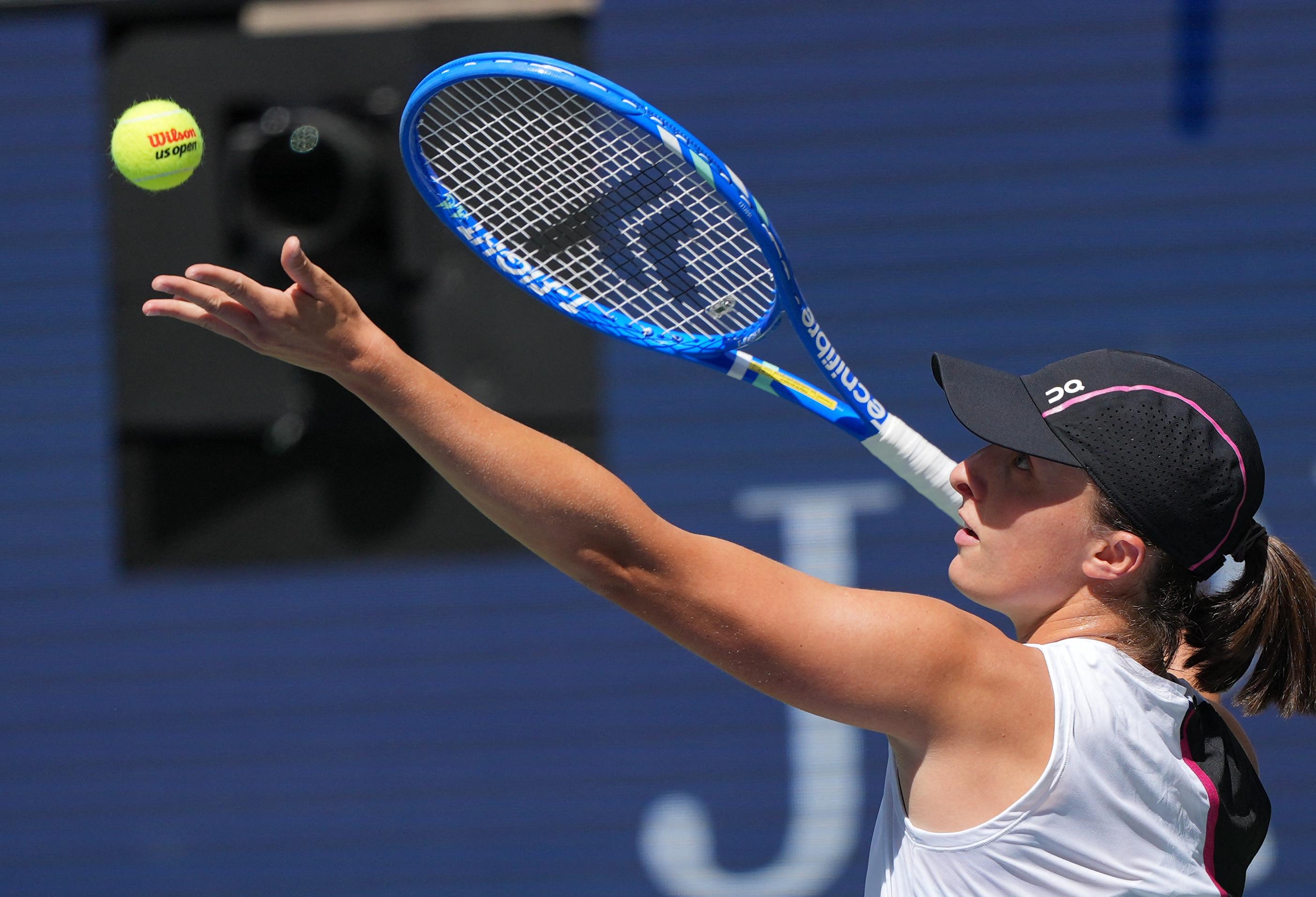 Swiatek survives surprise test, Sinner and Osaka advance at US Open
