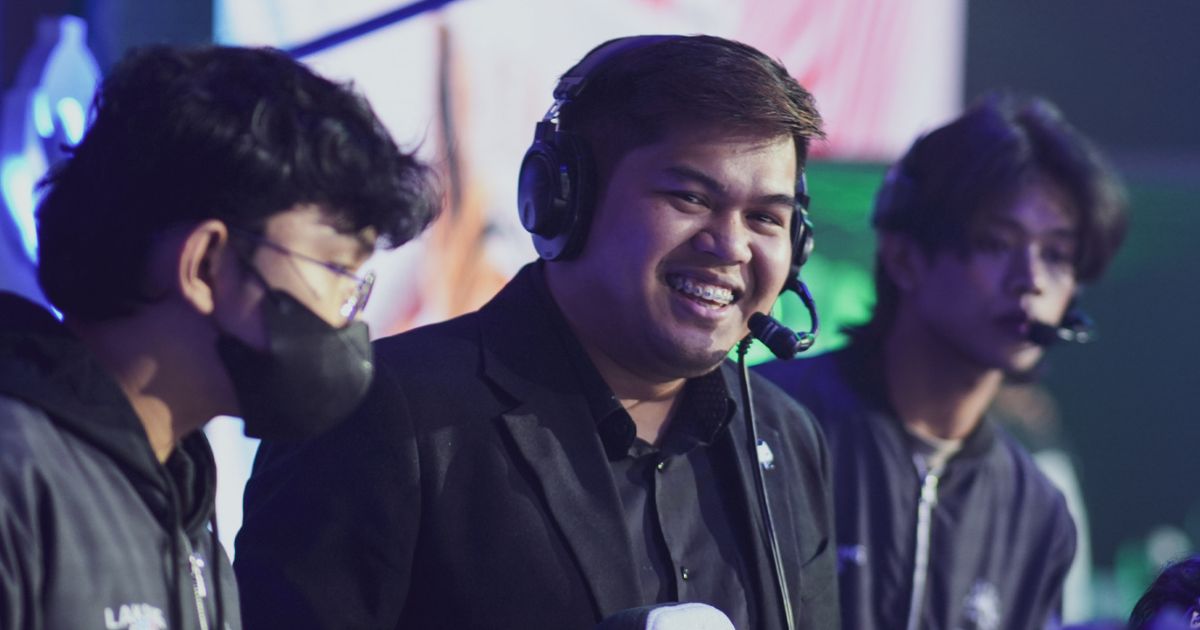 Once living in a library and jeepney, Coach Ar Sy brings MSC crown home