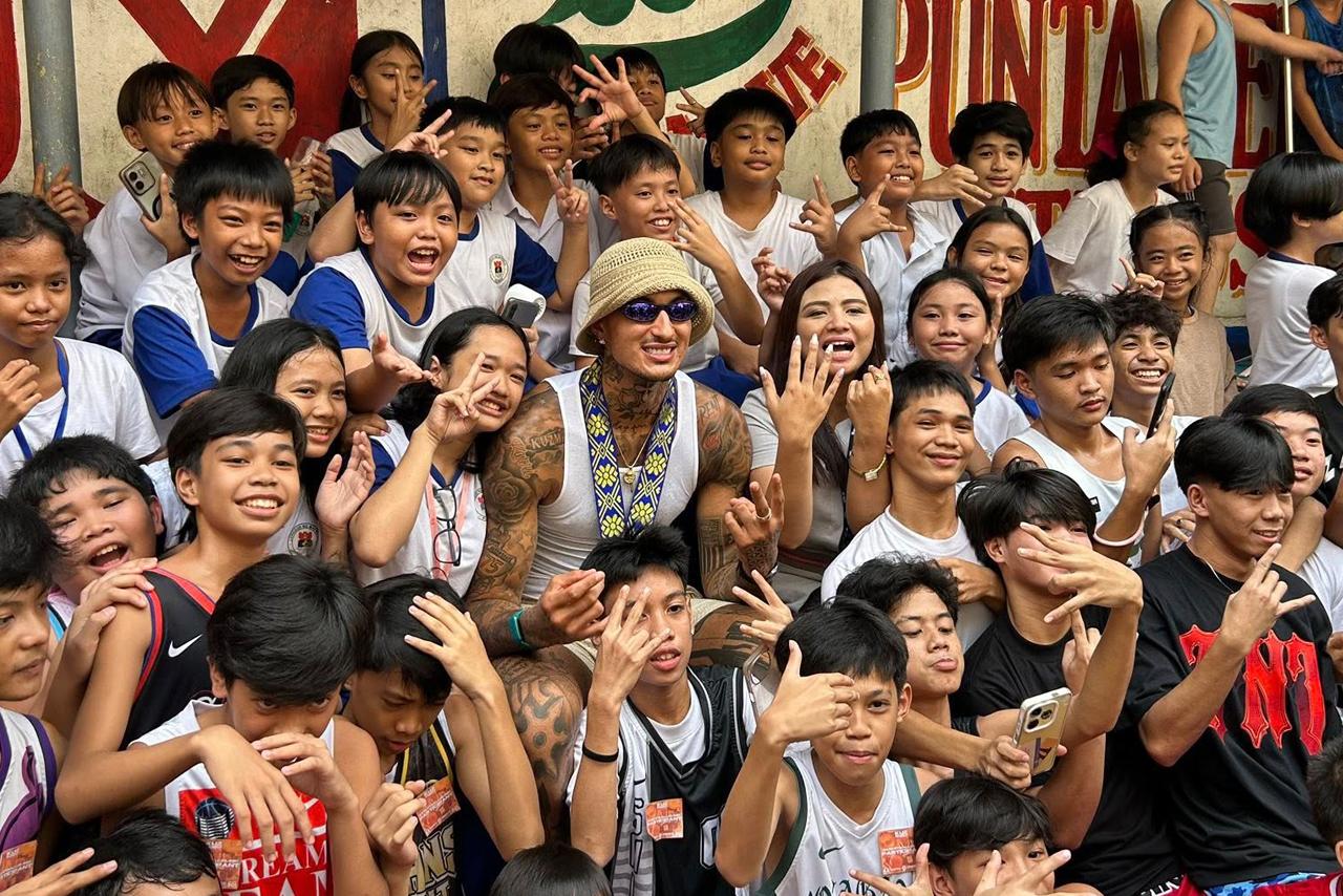 Kyle Kuzma reconnects with Pinoy fans in return to Manila