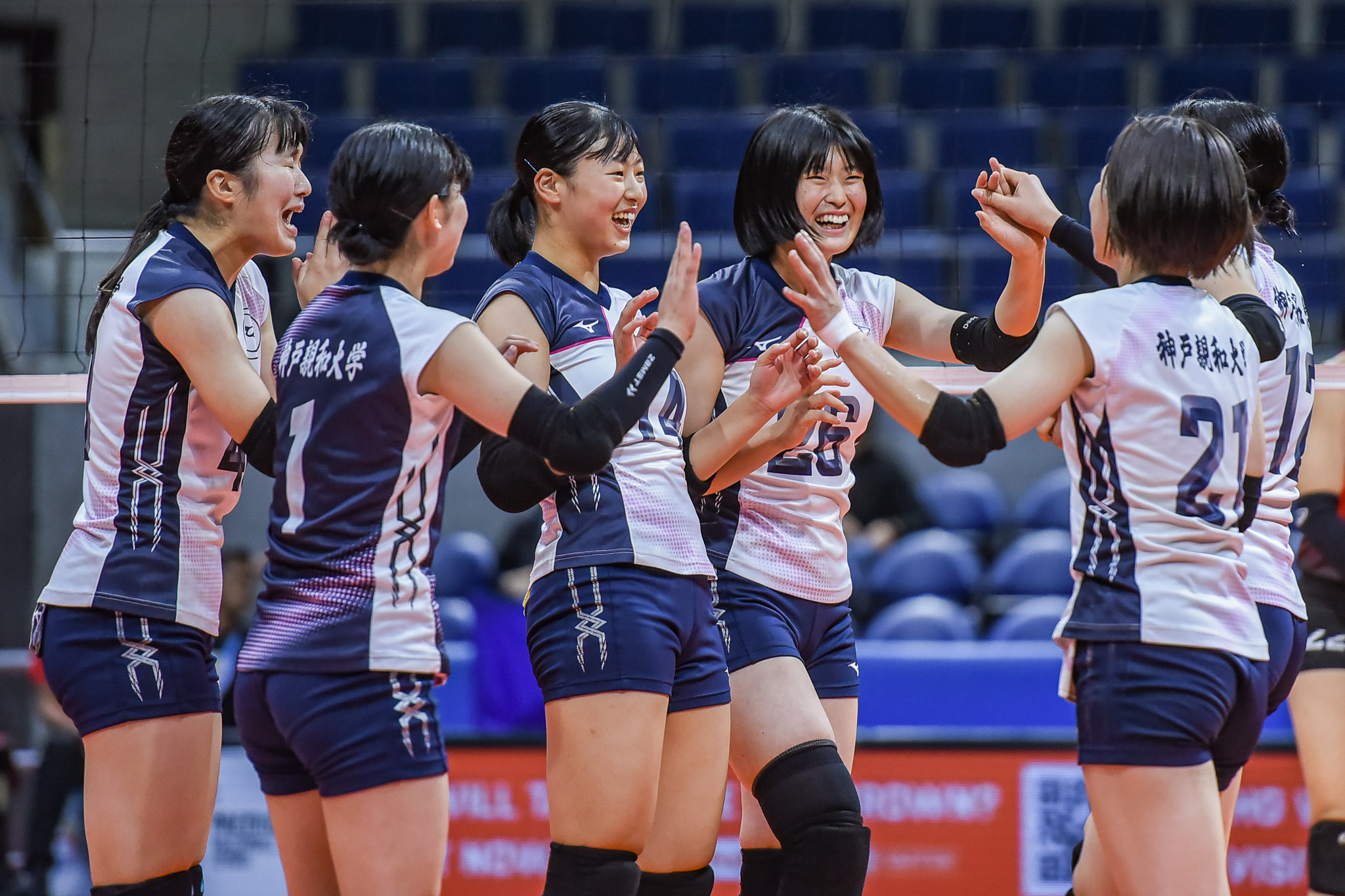 Kobe Shinwa beats Cignal, nears PVL Invitational finals