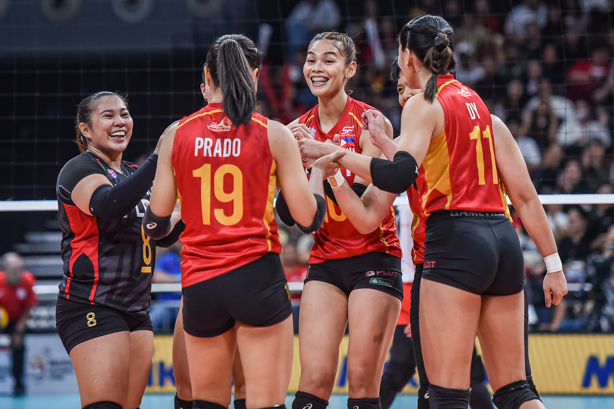 PLDT repels Chery Tiggo in finals thriller to complete PVL On Tour sweep