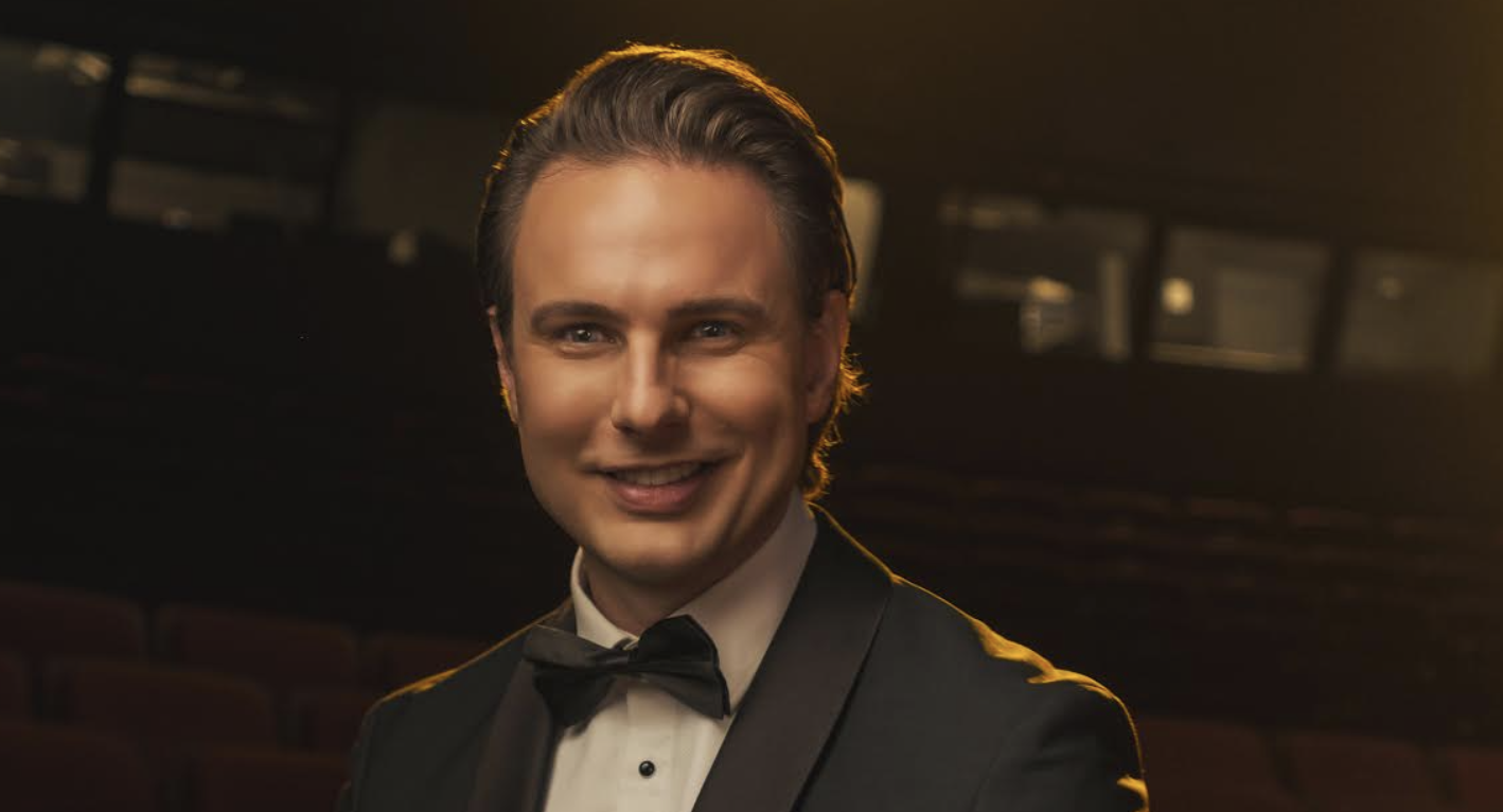 Why West End heartthrob Matt Blaker is the 'perfect fit as Frank Farmer' in 'The Bodyguard: The Musical'