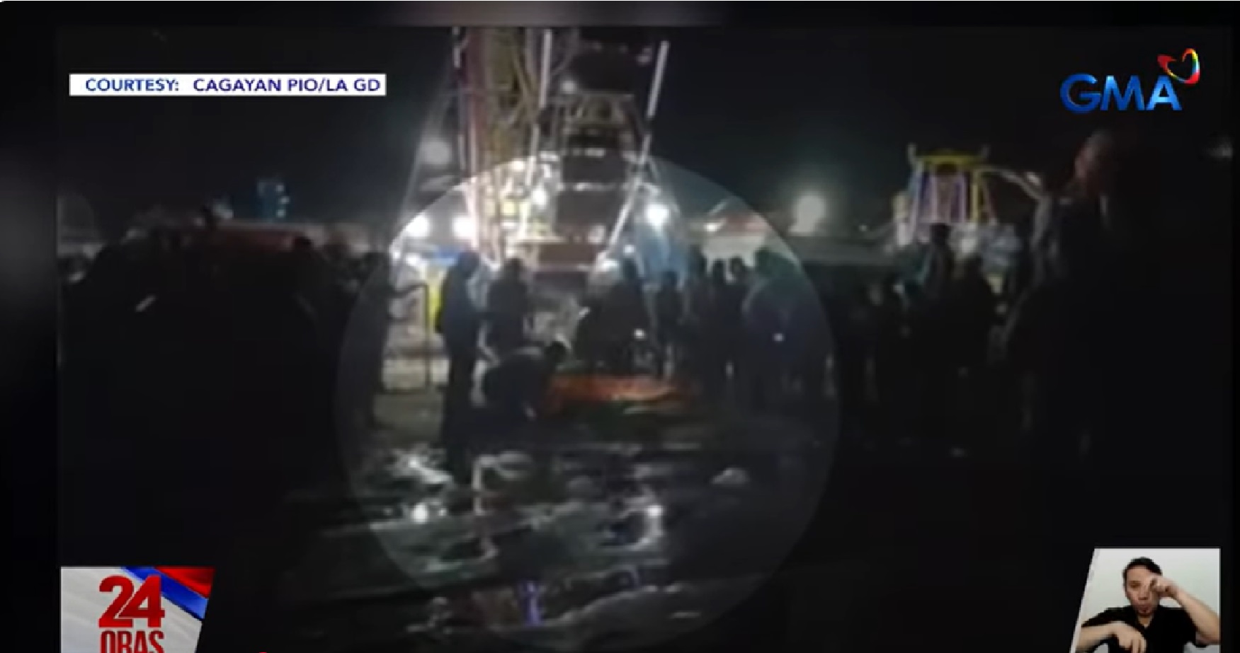 Babaeng dumungaw habang nakasakay sa Ferris wheel, nahulog mula sa kinauupuang gondola