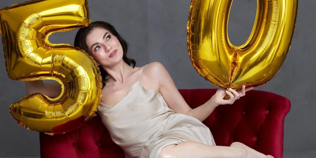 Carmina Villarroel is a timeless beauty in 50th birthday shoot