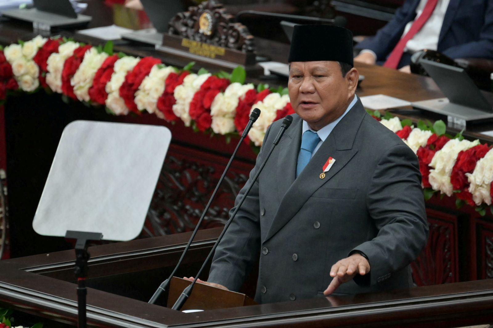 Indonesia's president cancels China trip as protests continue