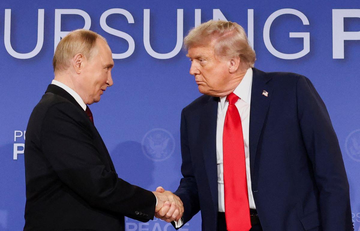 Trump tells Zelenskyy that Putin wants more of Ukraine, urges Kyiv make a deal